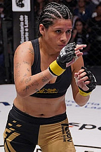 Taynara 'Tay Crazy' Farias
